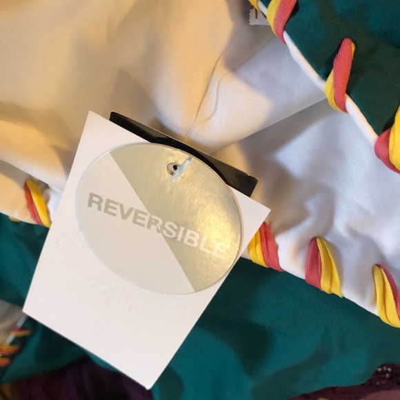 BECCA Sz S & M reversible stitch plunge 1 piece NO OFFERS CONSIDERED - Picture 11 of 11